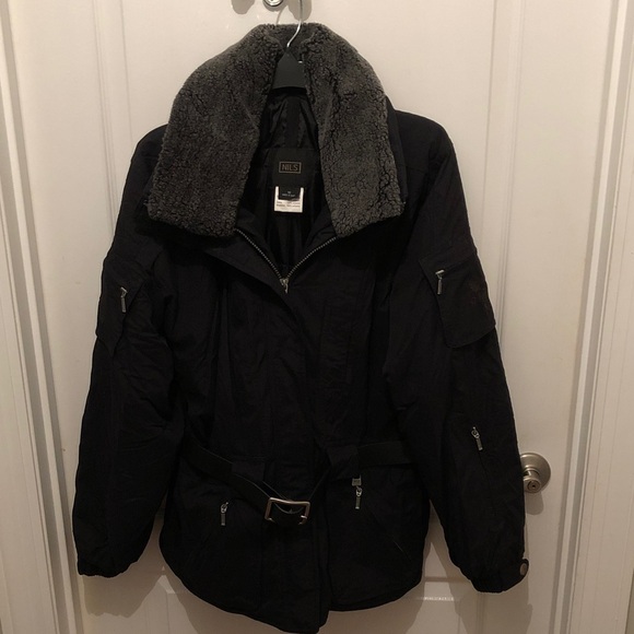 Black Ski Jacket with Faux Fur Collar - Picture 1 of 11